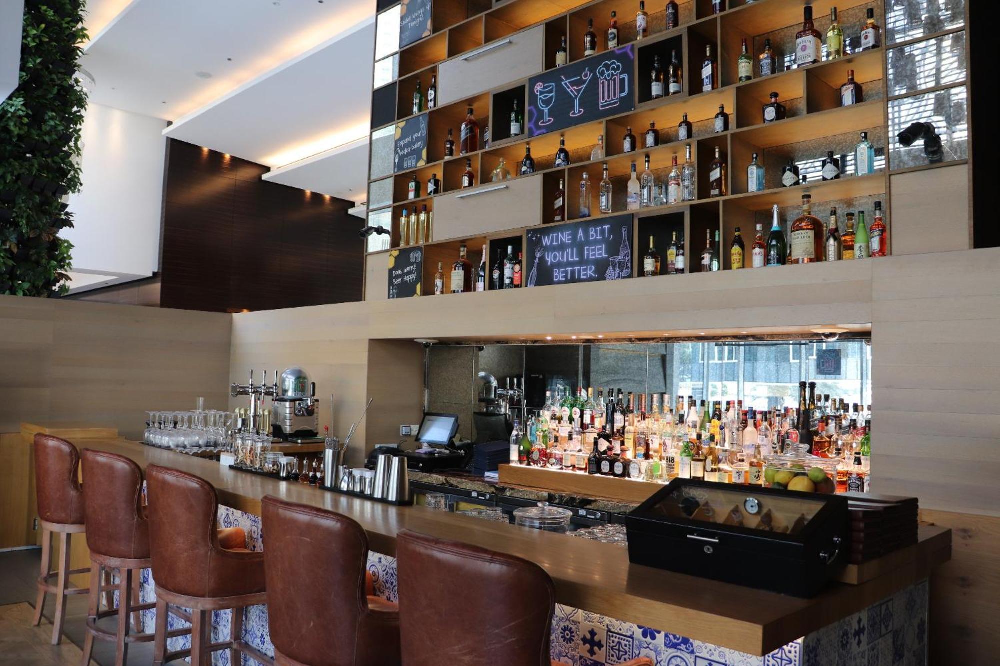 Crowne Plaza Marina By Ihg 5*