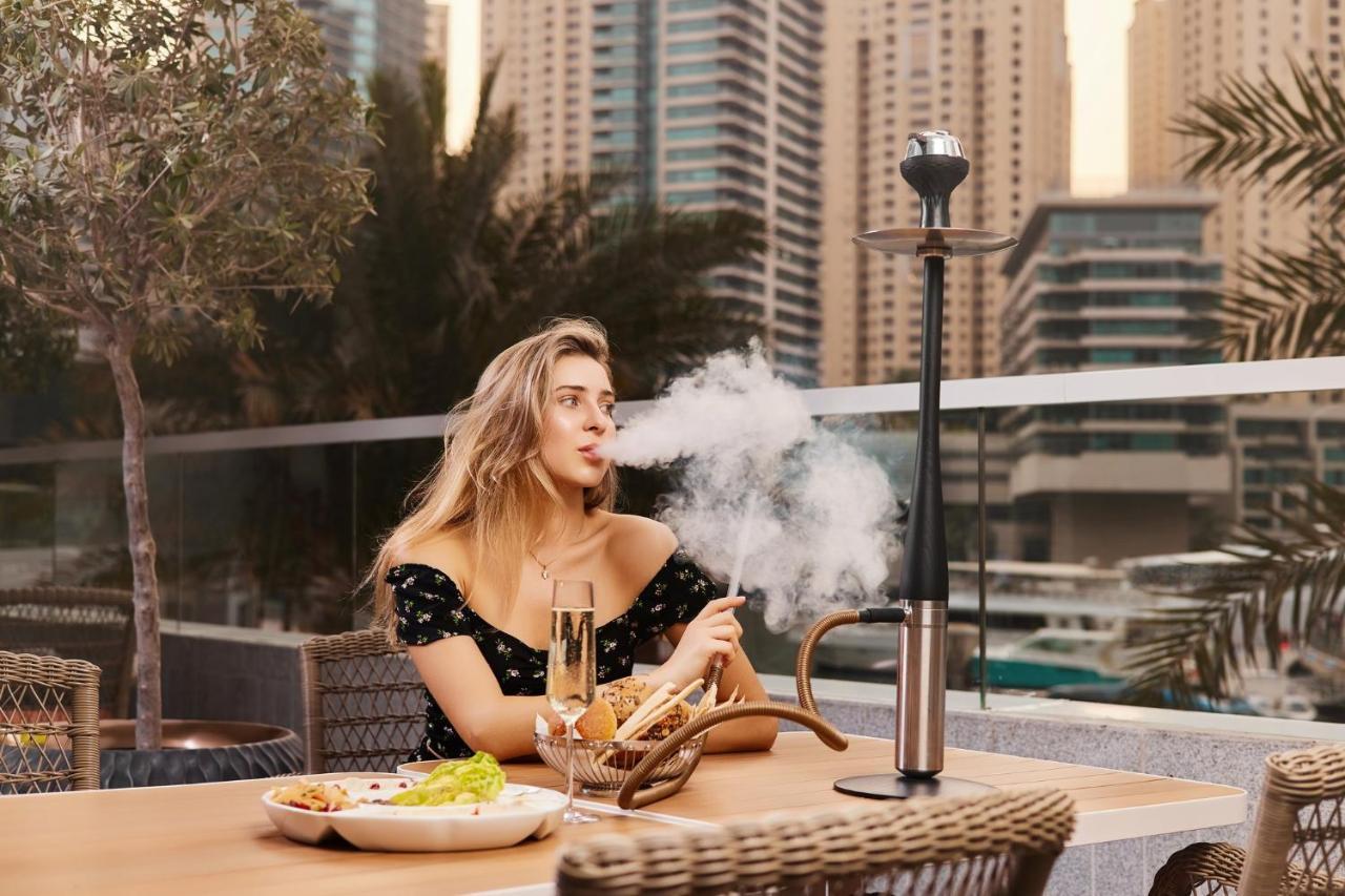 Готель Crowne Plaza Marina By Ihg 5*