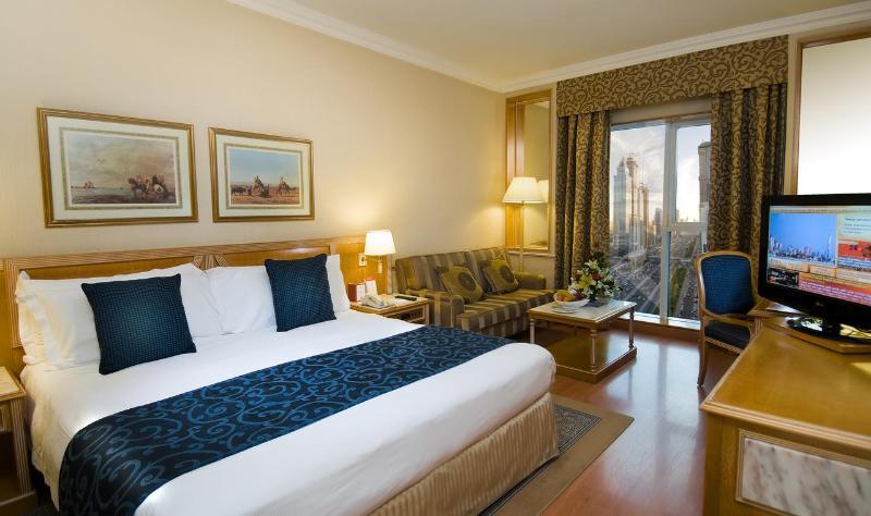Crowne Plaza Marina By Ihg Готель Дубай